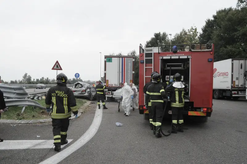 Tragedia in A21, muore una bimba di 3 anni