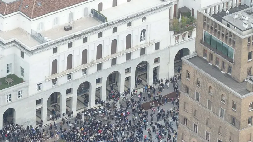 Manifestazioni. Una veduta dall’alto di piazza Vittoria