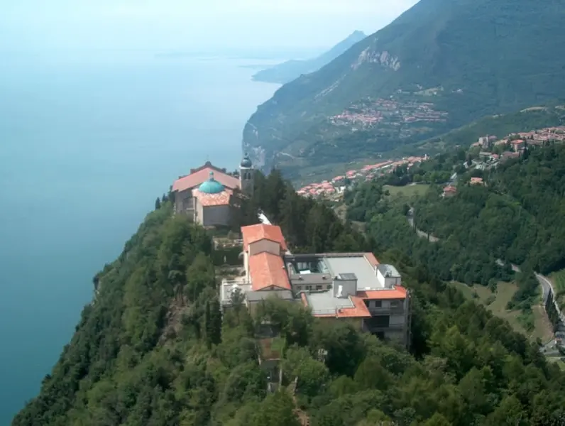 Alcune immagini del santuario di Monte Castello