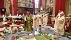 Il vescovo a Manerbio, benedetta la prima pietra dell'oratorio