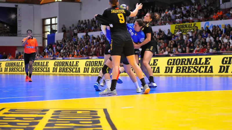 Pallamano, Azzurre ko nella sfida con il Montenegro