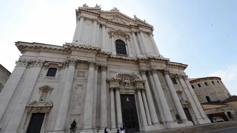 La diretta da piazza del Duomo