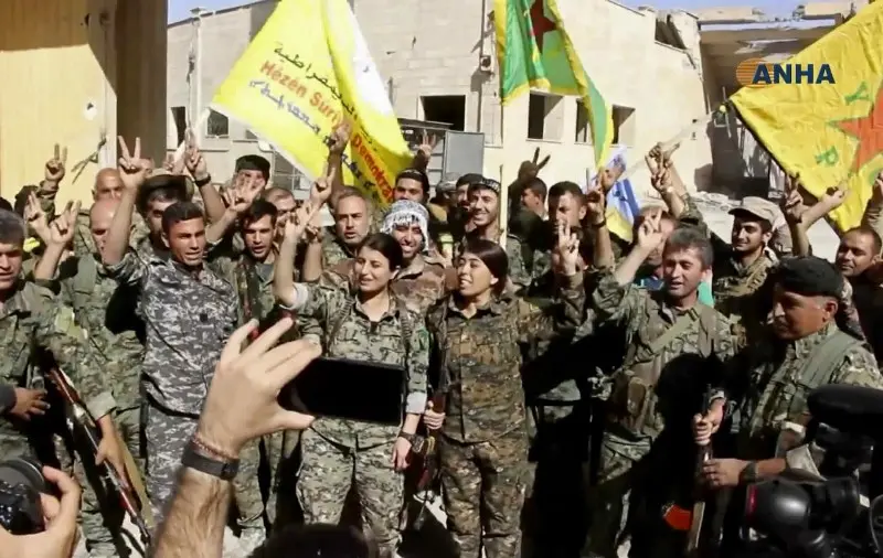 La conquista di Raqqa da parte delle forze curde