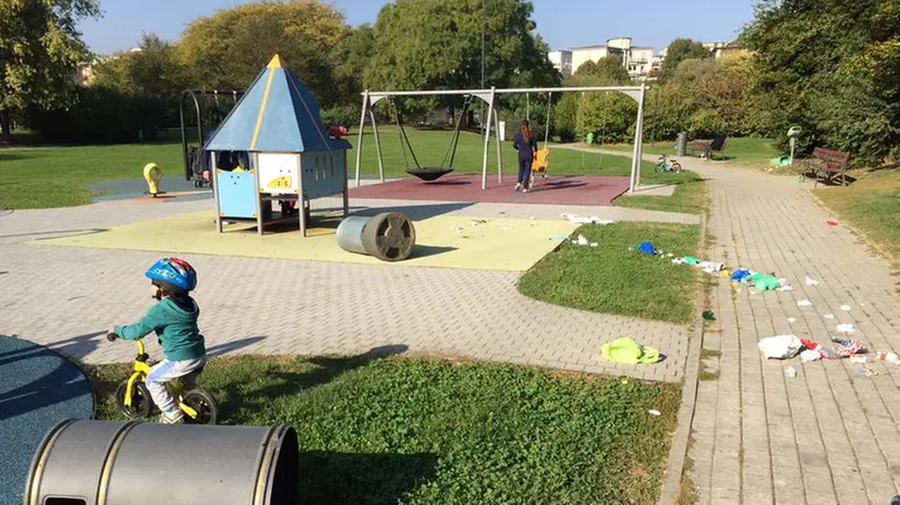 Vandali al parco Gallo