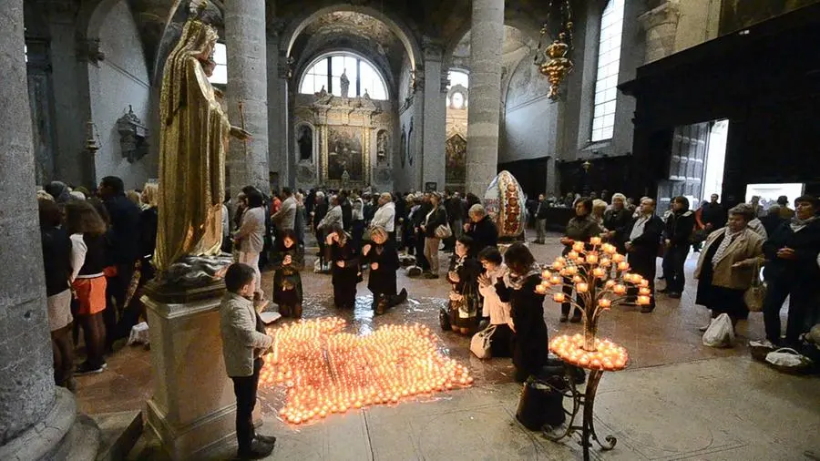 Pasqua ortodossa, la Messa nella Chiesa del Carmine