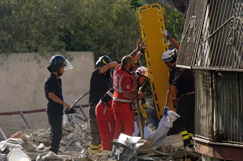 La palazzina crollata a Torre Annunziata