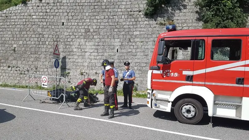 Moto contro moto, muore un 29enne