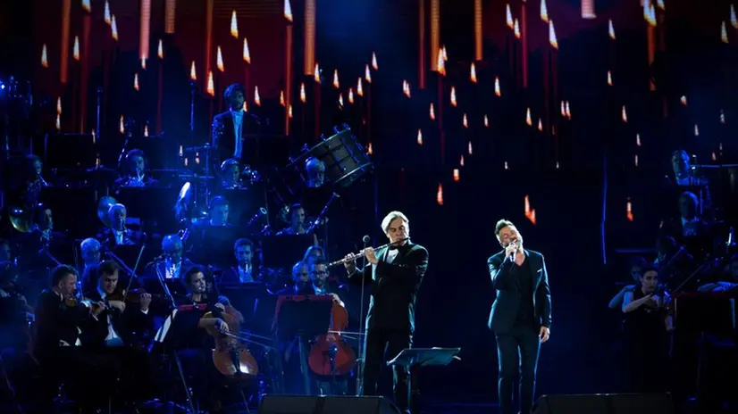 Il ricordo di Big Luciano all'Arena di Verona