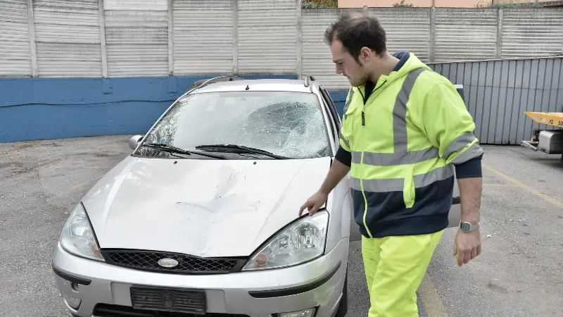 Puegnago, l'auto e il luogo del tragico incidente