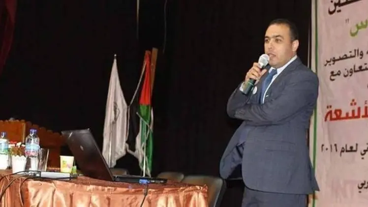 A convegno. Un’immagine del dottor Mujahed Issam (tratta dal suo profilo Facebook) scattata durante un congresso medico in Palestina