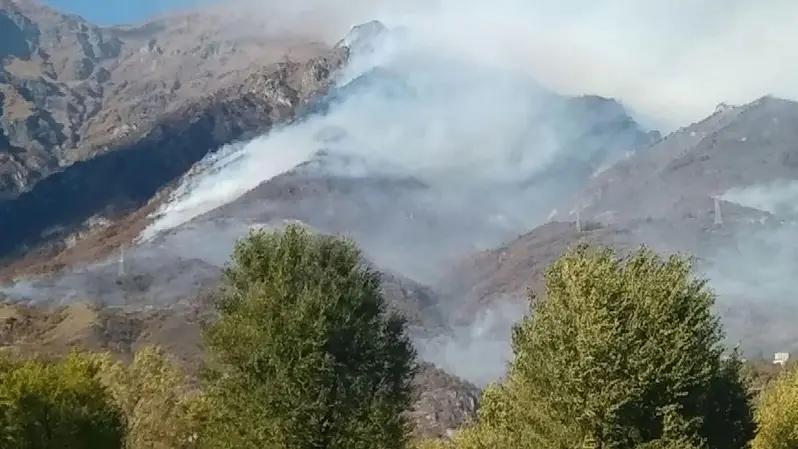 Incendi in Val di Susa - Foto Ansa