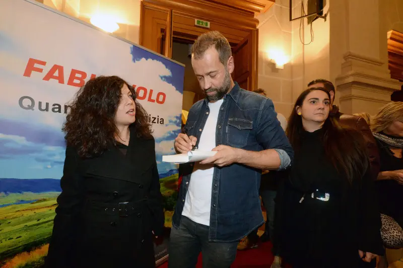 La presentazione del nuovo libro di Fabio Volo in San Barnaba