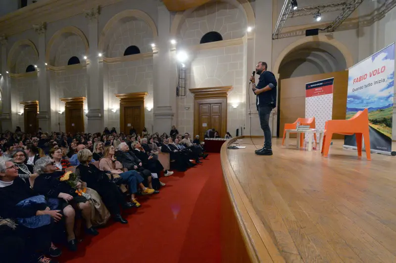 La presentazione del nuovo libro di Fabio Volo in San Barnaba