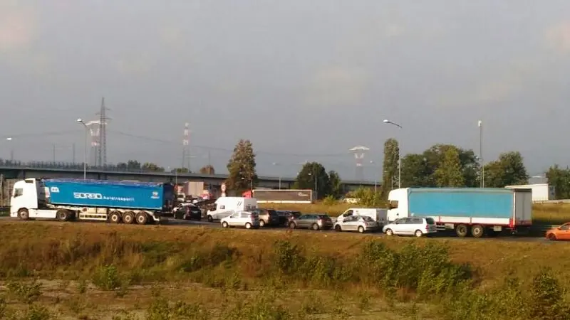 Schianto fra Tir, chiusa la Sp 19