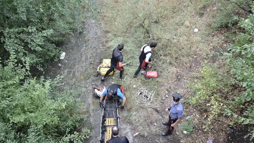 I soccorritori in via Risorgimento