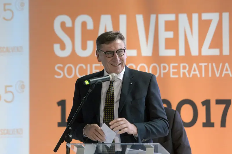 L'intervento del ministro Poletti alla festa della Cooperativa Scalvenzi