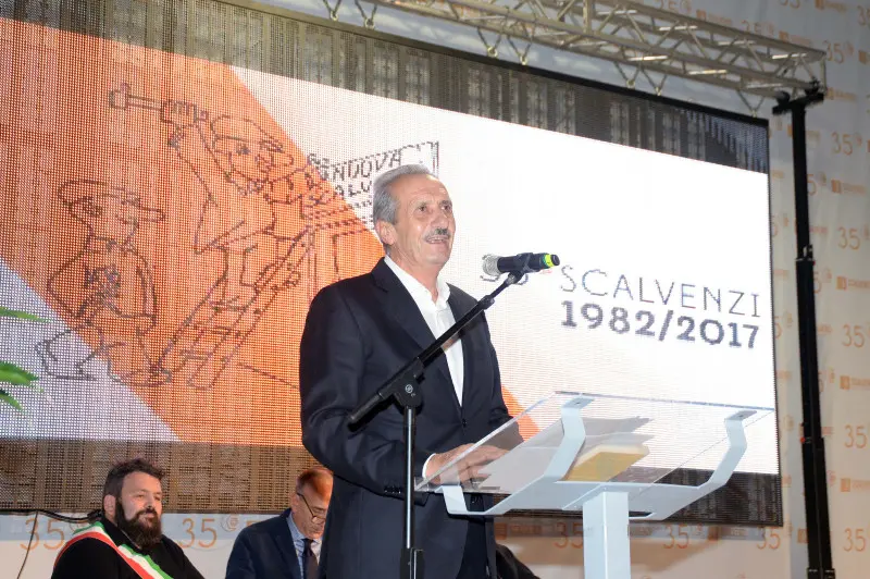 L'intervento del ministro Poletti alla festa della Cooperativa Scalvenzi