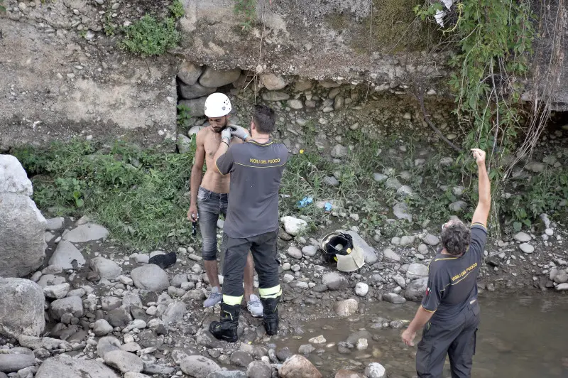 I soccorsi in via Valle Camonica