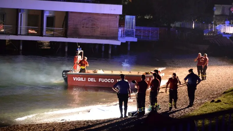 Vigili del fuoco e forze dell'ordine a Sulzano - Foto Gabriele Strada /Neg © www.giornaledibrescia.it