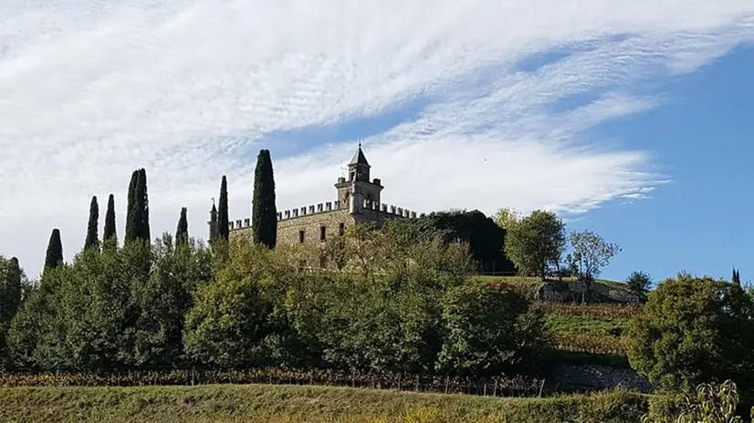 Spettacolo. Il Taglietto e gli ettari di terreno che lo circondano