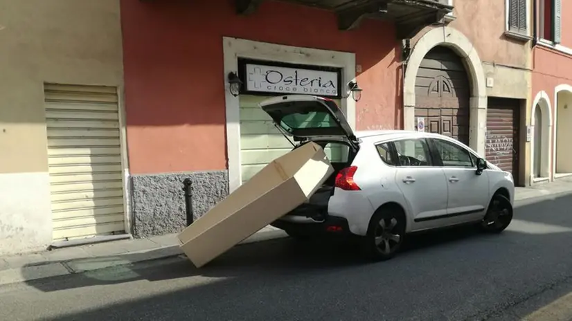 La bara in via Marsala