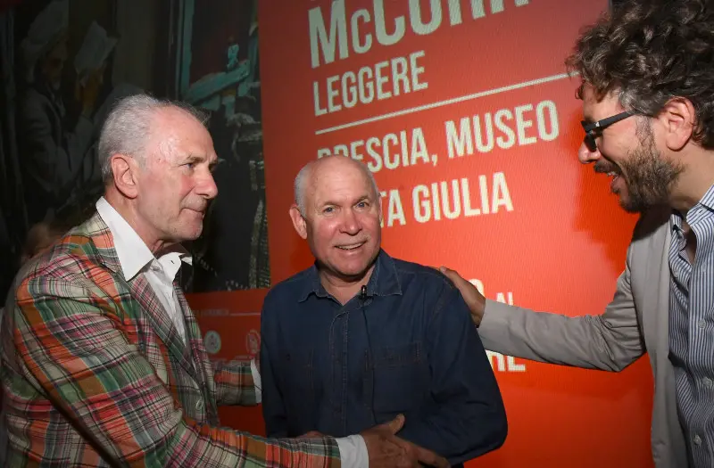 McCurry al Teatro sociale