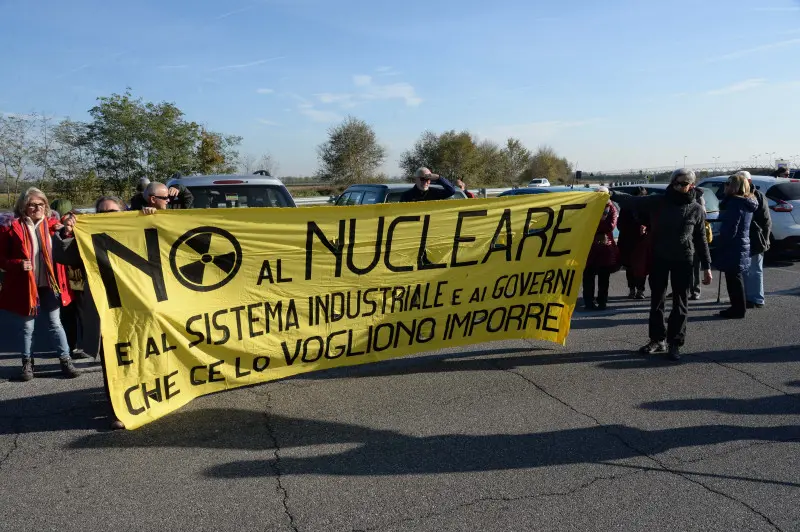 No al nucleare: la sfilata a Ghedi