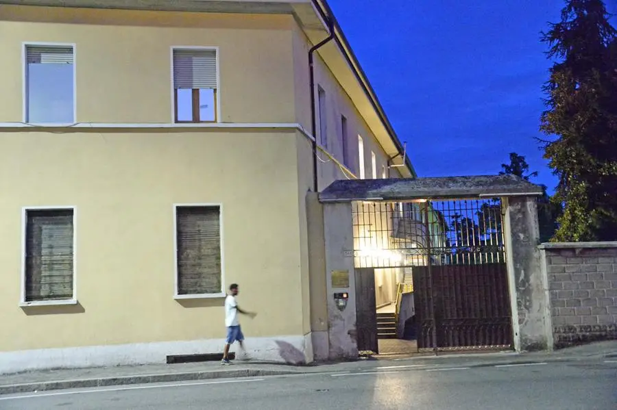 L'asilo notturno Pampuri di Brescia - Foto Marco Ortogni/Neg © www.giornaledibrescia.it