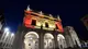 La Loggia illuminata con i colori della bandiera spagnola