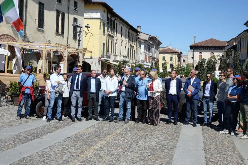 In piazza con noi a Orzinuovi