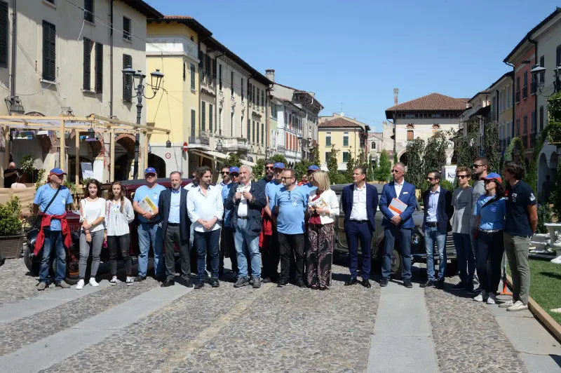 In piazza con noi a Orzinuovi