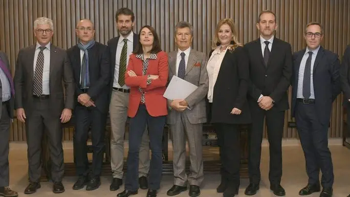 Staff e relatori.  Foto di gruppo dei relatori all’incontro e dello staff della Senaf che ha promosso il convegno