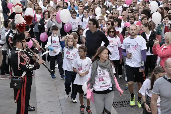 Tutti di corsa, tutti in rosa: è la Race for the cure