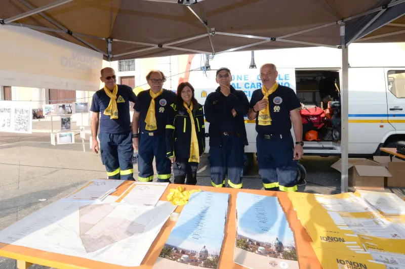 Protezione civile in piazza Mercato