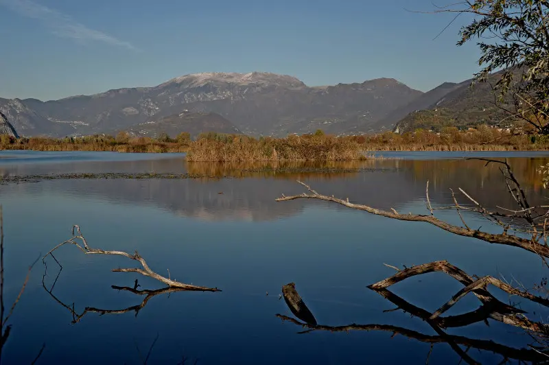 La riserva naturale delle Torbiere in autunno