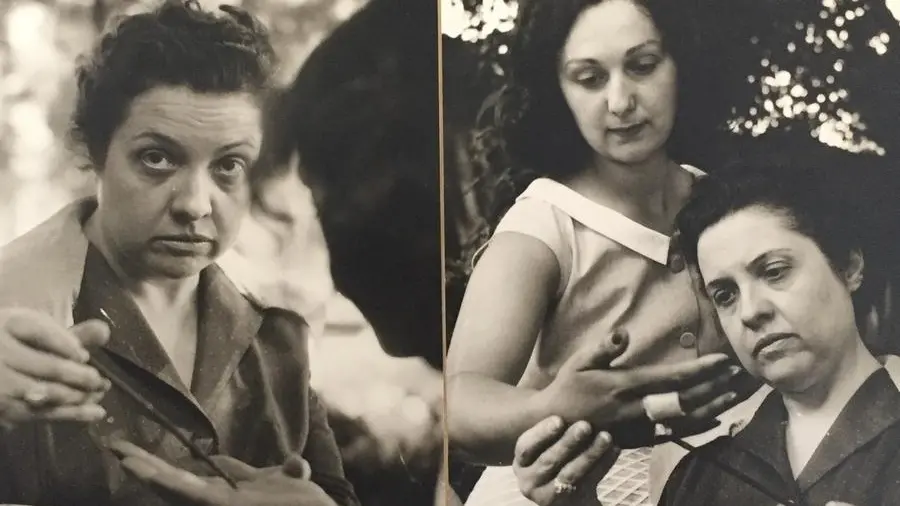 Grafologa e chiaroveggente. Semiramide nella brochure, preparata negli anni Quaranta, che pubblicizzava la sua attività, esercitata non solo nel Bresciano, ma anche in molte parti del mondo