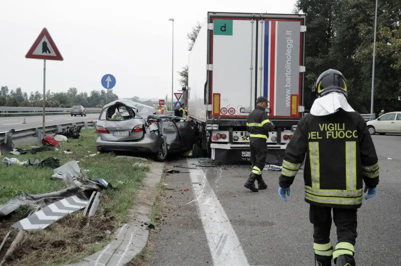 Tragedia in A21, muore una bimba di 3 anni