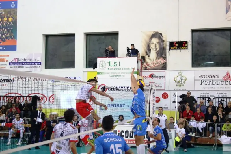 Centrale McDonald's, derby con Bergamo al San Filippo