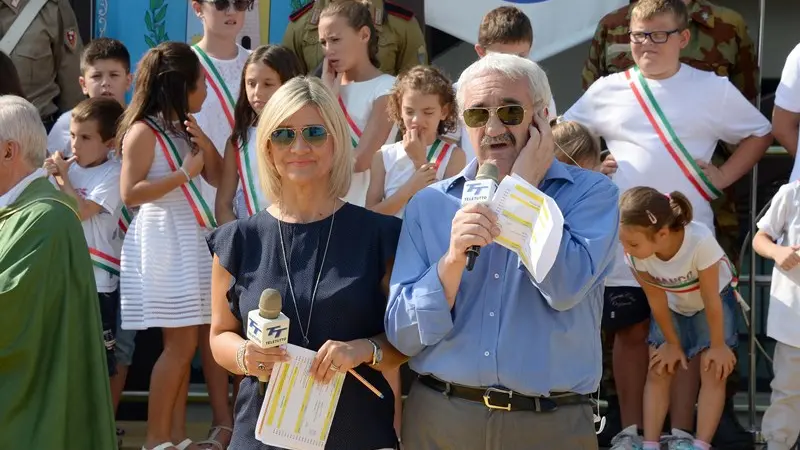 I conduttori Clara Camplani e Tonino Zana - © www.giornaledibrescia.it