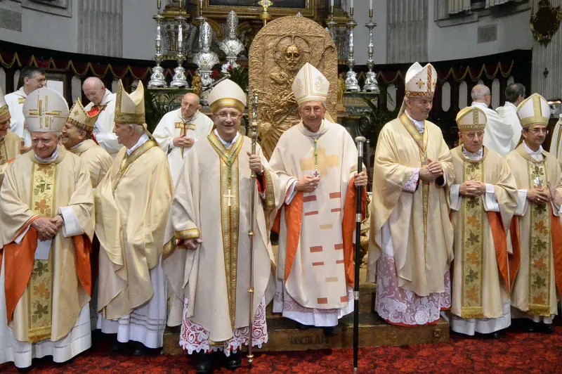Vezzoli ordinato vescovo