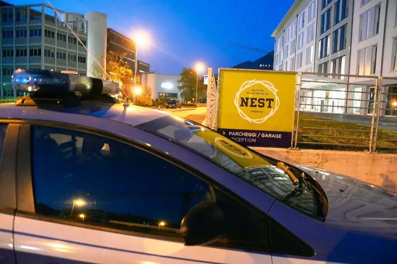 La Polizia al Nest, dopo la morte di Matteo Silini