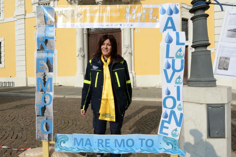 Protezione civile in piazza Mercato