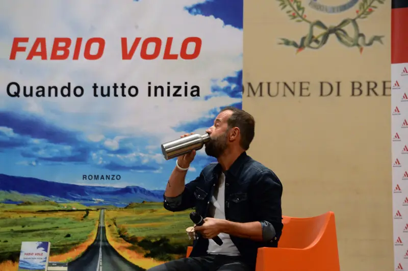 La presentazione del nuovo libro di Fabio Volo in San Barnaba