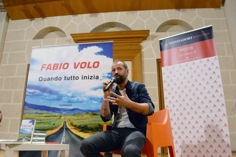 La presentazione del nuovo libro di Fabio Volo in San Barnaba