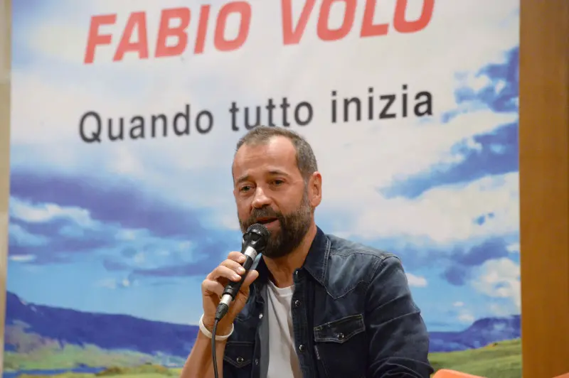 La presentazione del nuovo libro di Fabio Volo in San Barnaba