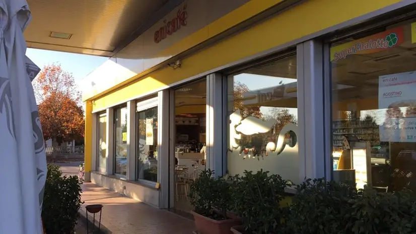 Nel mirino. L’Eni cafè di Castelcovati, colpito dai malviventi