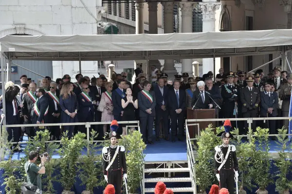 Piazza Loggia: le foto dalla Festa della Repubblica