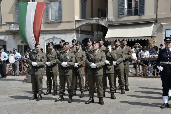 Piazza Loggia: le foto dalla Festa della Repubblica