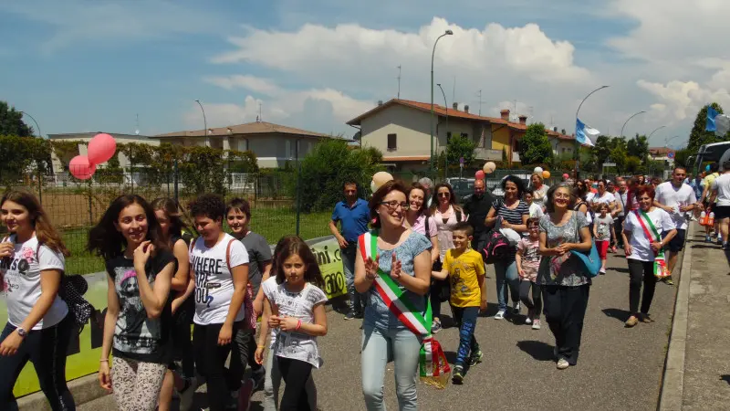 Castrezzato abbraccia Gualdo, solidarietà oltre il sisma