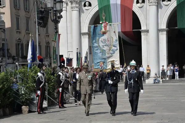 Piazza Loggia: le foto dalla Festa della Repubblica